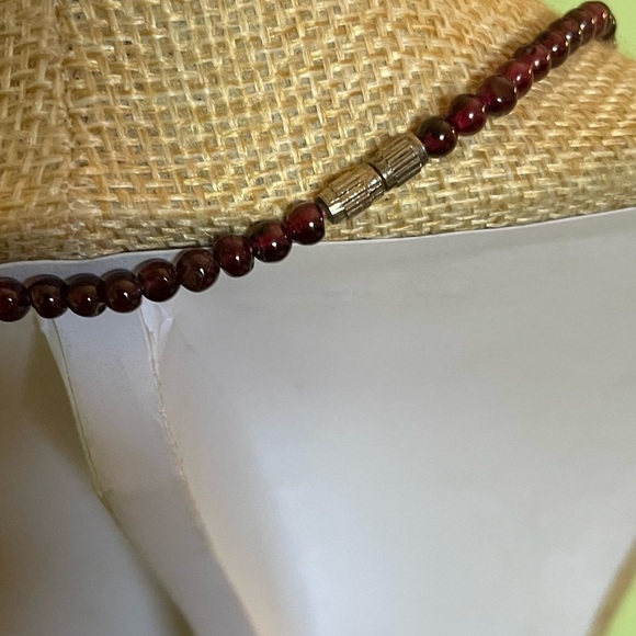 Elegant Natural Garnet Necklace - Picture 7 of 7